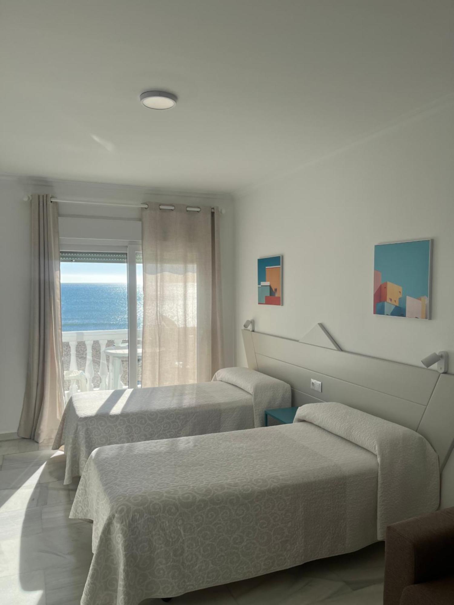 Apartamentos Guaquin ตอร์เรโมลิโนส ภายนอก รูปภาพ