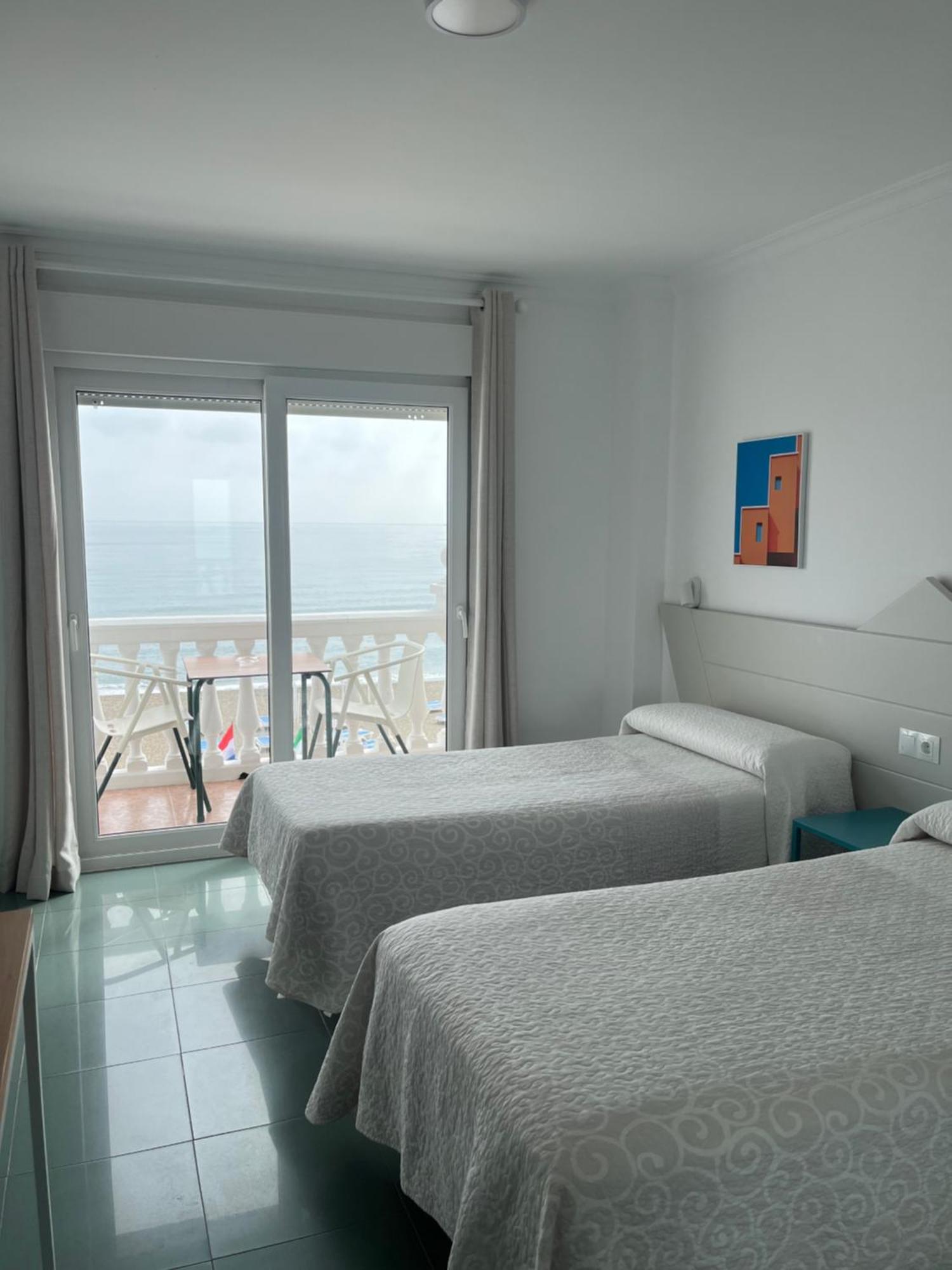 Apartamentos Guaquin ตอร์เรโมลิโนส ภายนอก รูปภาพ